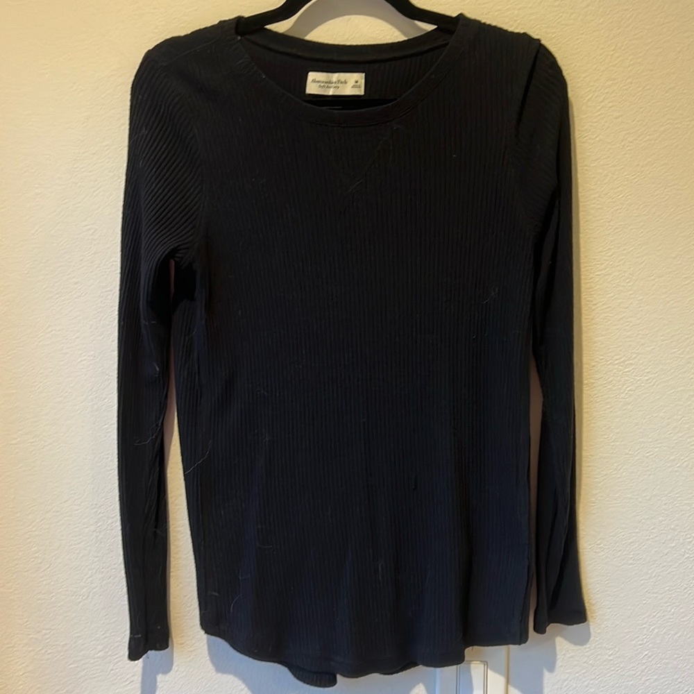 Abercrombie & Fitch Long Sleeve Black Soft And Cozy Tee Size M